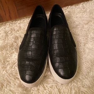 Black 1.State Waylan Slip-Ons